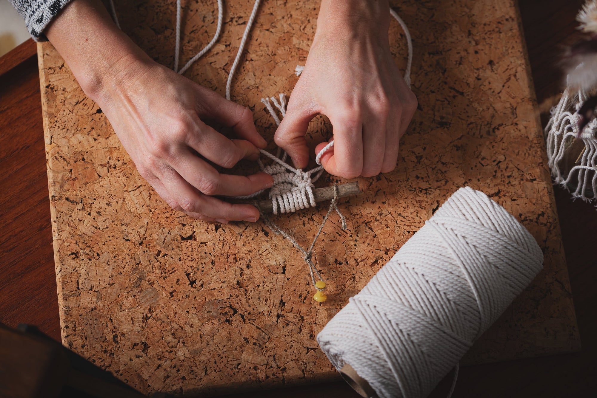 Strong, durable, and a versatile range of colors: Ledent macramé is the perfect choice.