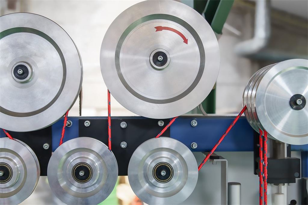 Ropes with winding supplies